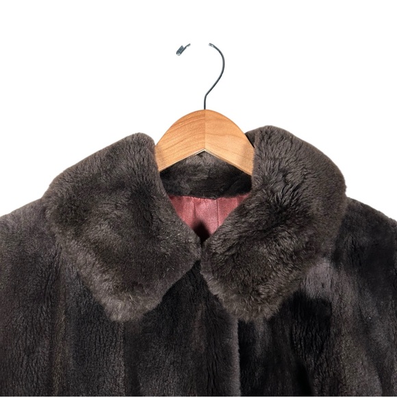 VINTAGE Soft Rabbit Fur Coat - Picture 4 of 10